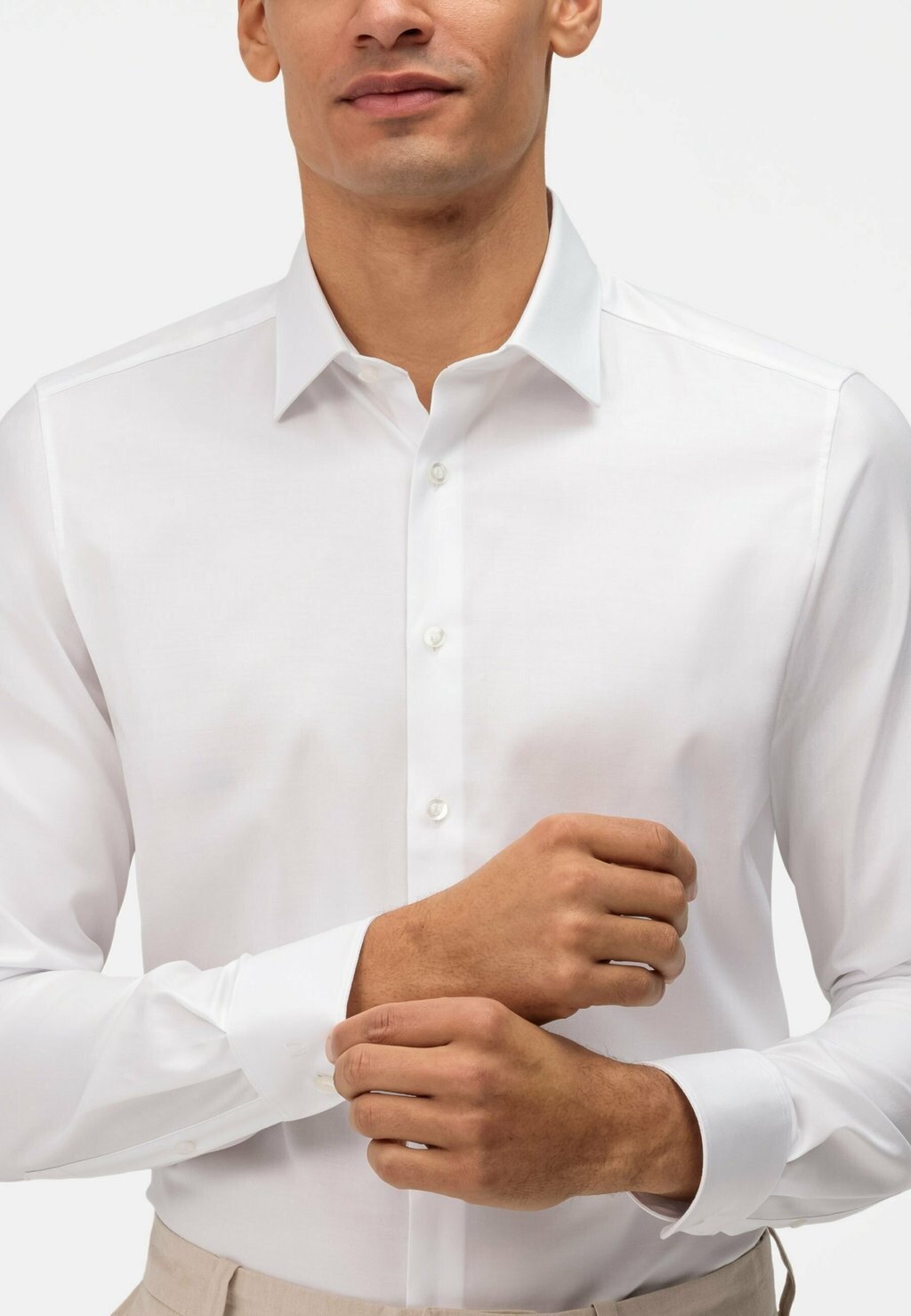 Деловая рубашка Body Fit Business New York Kent OLYMP, белая
Деловая рубашка Body Fit Business New York Kent OLYMP, белая