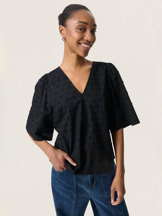 Sunela блузка с коротким рукавом и v-образным вырезом из хлопка Soaked In Luxury, Black
Sunela блузка с коротким рукавом и v-образным вырезом из хлопка Soaked In Luxury, Black