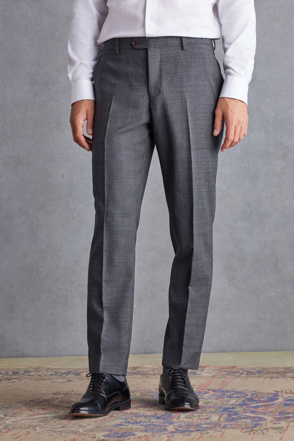 Фирменный шерстяной костюм TG Di Fabio с принтом щенка: брюки Next, серый
Фирменный шерстяной костюм TG Di Fabio с принтом щенка: брюки Next, серый