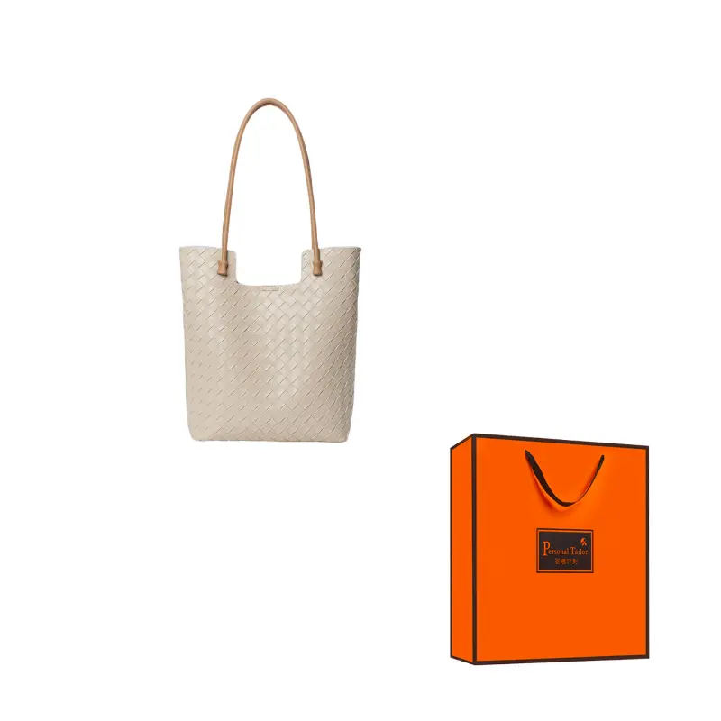 PAYOT Кожаная женская сумка через плечо, Ecru
PAYOT Кожаная женская сумка через плечо, Ecru