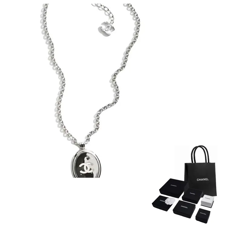 CHANEL 25S металл, смола ожерелье унисекс silver
CHANEL 25S металл, смола ожерелье унисекс silver