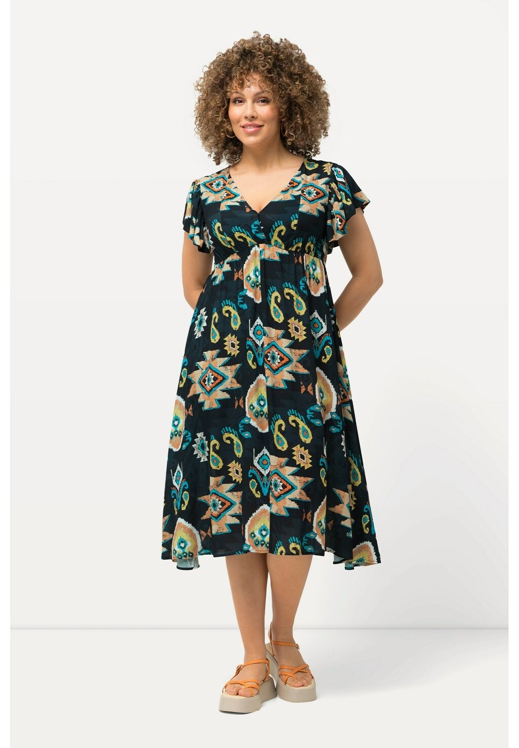 Повседневное платье Ulla Popken, темно-синий
Повседневное платье Ulla Popken, темно-синий