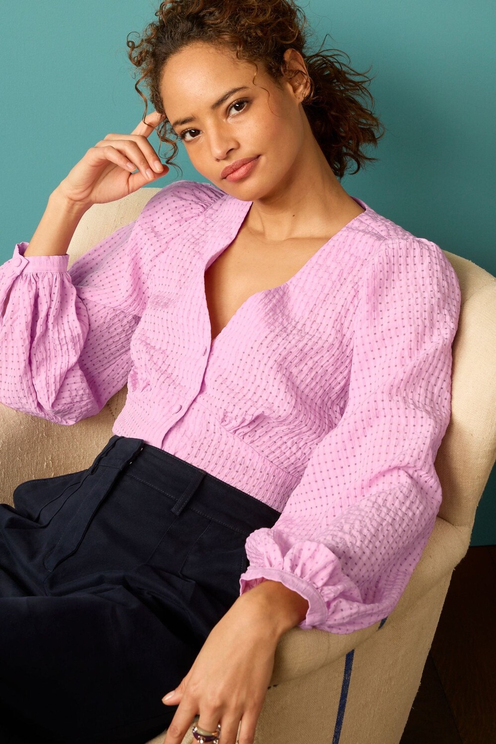 Блуза с длинными рукавами и V-образным вырезом Next, розовый
Блуза с длинными рукавами и V-образным вырезом Next, розовый