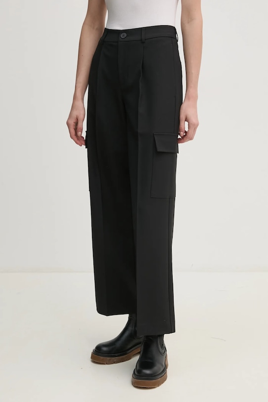 Брюки Calvin Klein Jeans, черный
Брюки Calvin Klein Jeans, черный