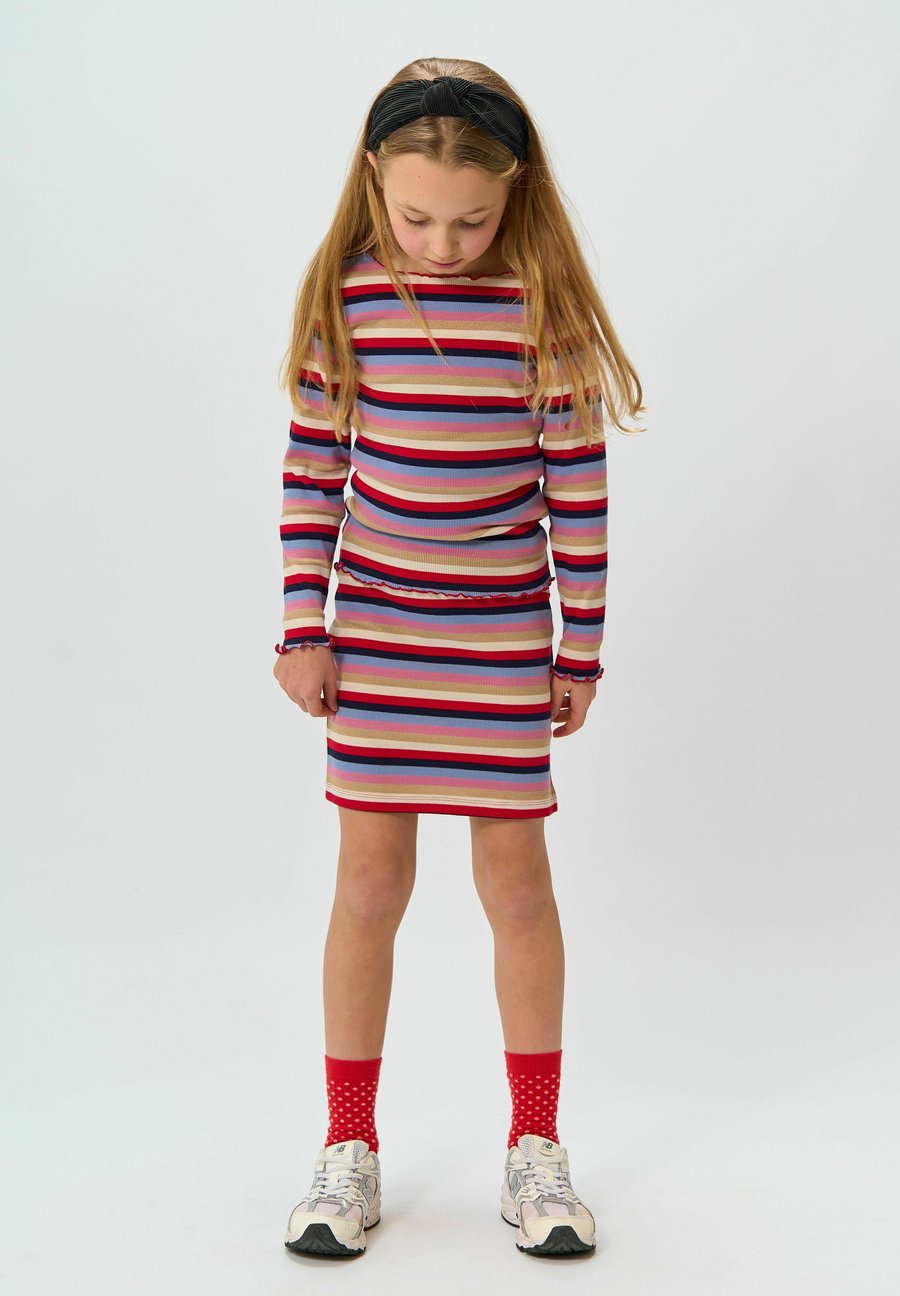 Топ The New Long sleeved top, Multi Striped/Multi-Coloured
Топ The New Long sleeved top, Multi Striped/Multi-Coloured