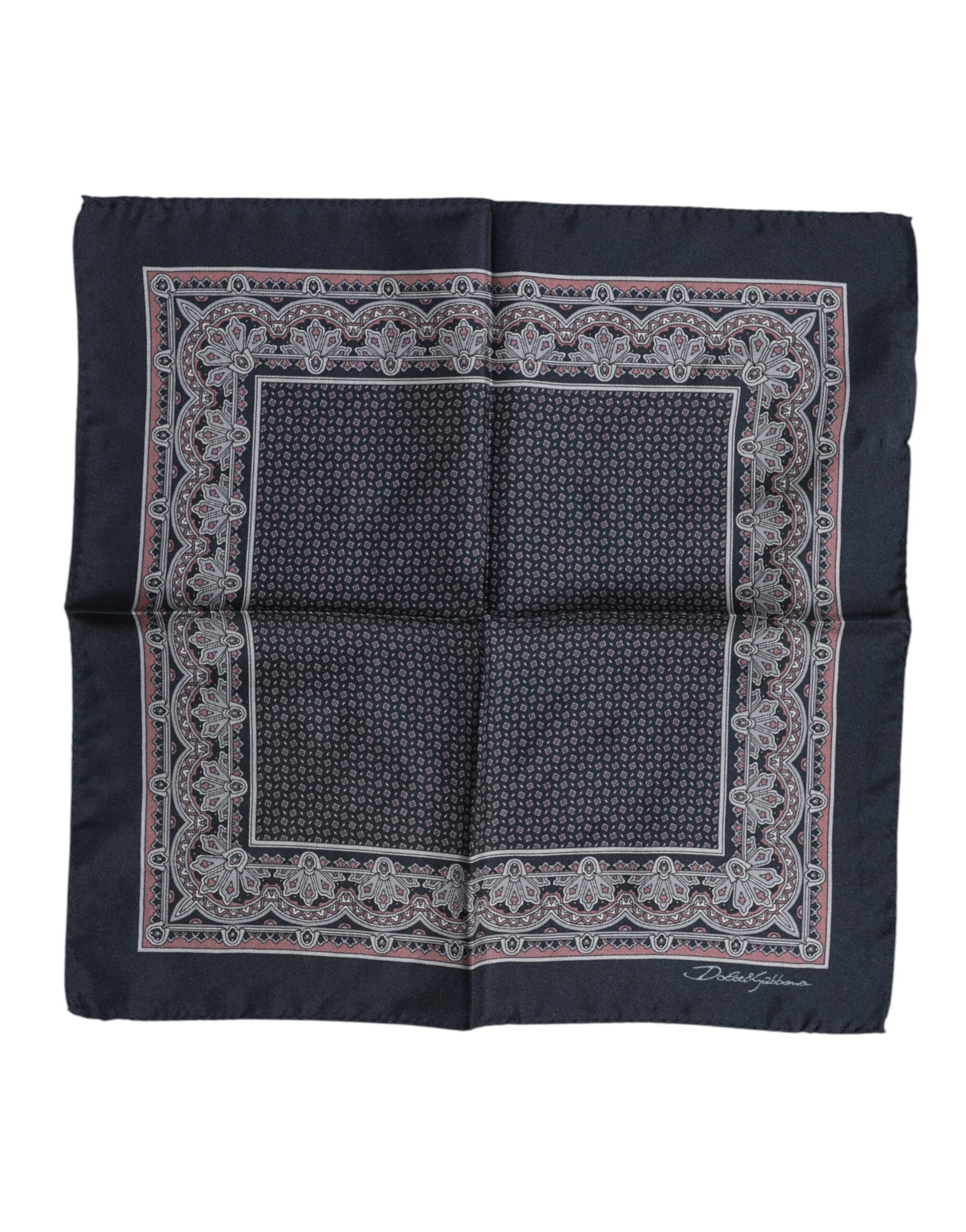 Многоцветный фантазийный шелковый квадратный платок-шарф Dolce & Gabbana, мультиколор
Многоцветный фантазийный шелковый квадратный платок-шарф Dolce & Gabbana, мультиколор