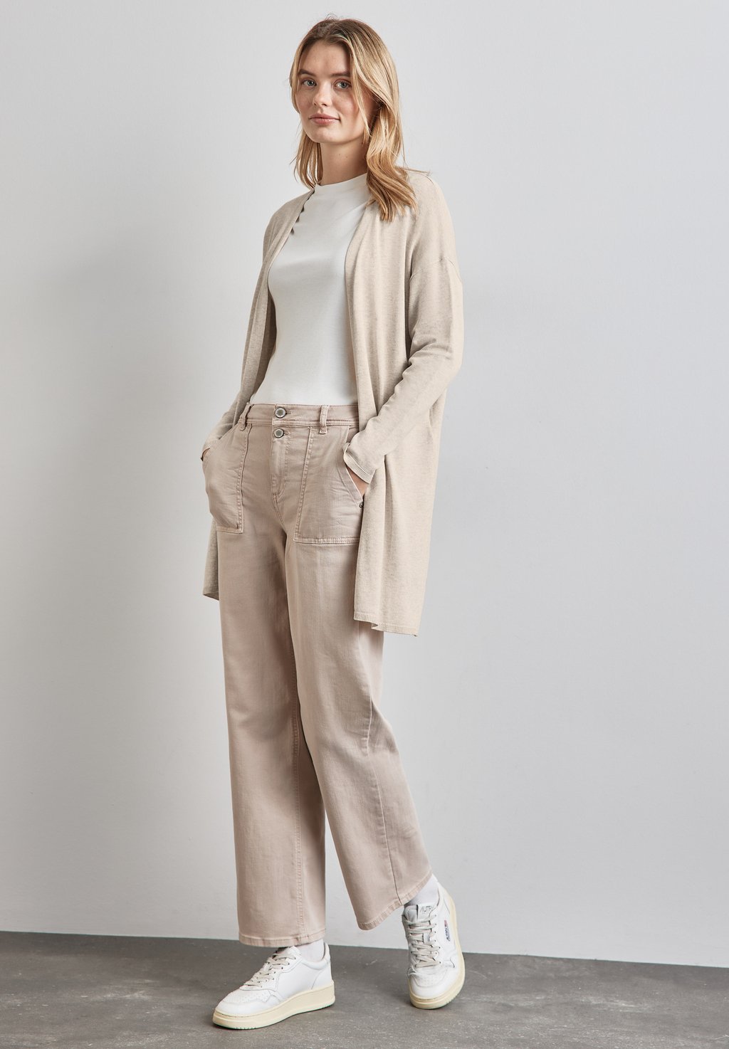 Кардиган LANGER Street One, бежевый
Кардиган LANGER Street One, бежевый