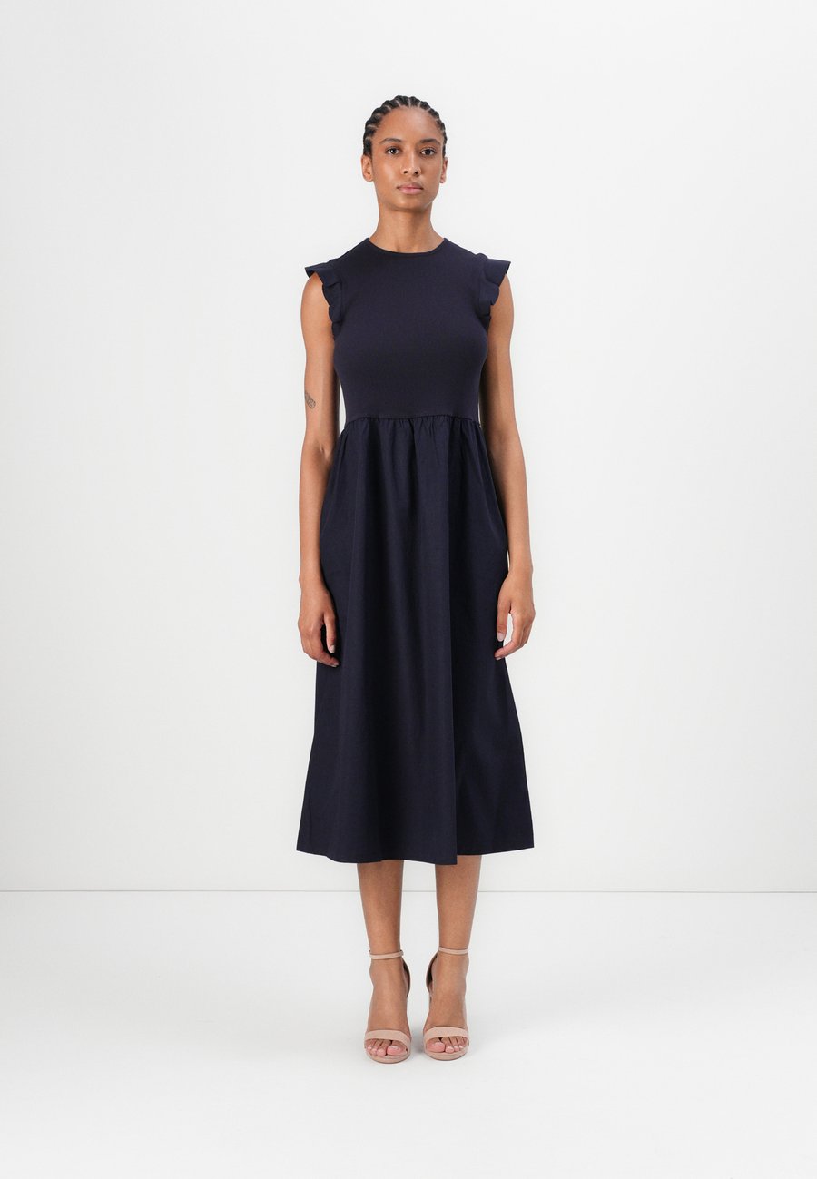 Платье Marc O'Polo DENIM Day dress, Blue Depths/Dark Blue
Платье Marc O'Polo DENIM Day dress, Blue Depths/Dark Blue