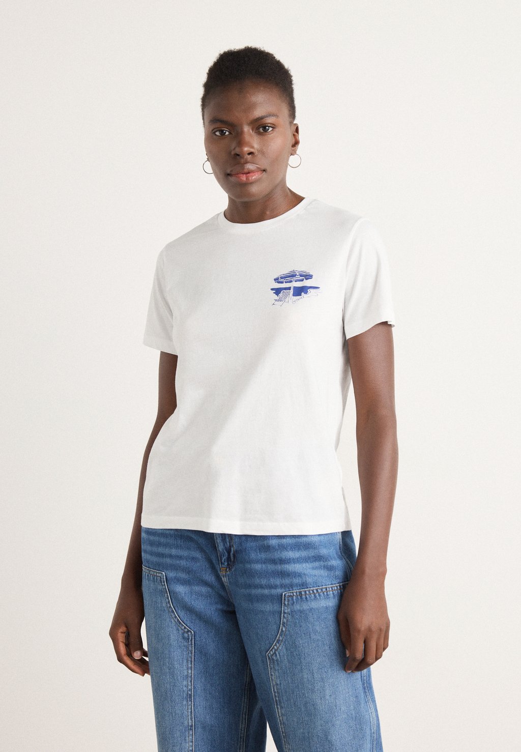 Футболка с принтом GRAPHIC GANT, белый
Футболка с принтом GRAPHIC GANT, белый