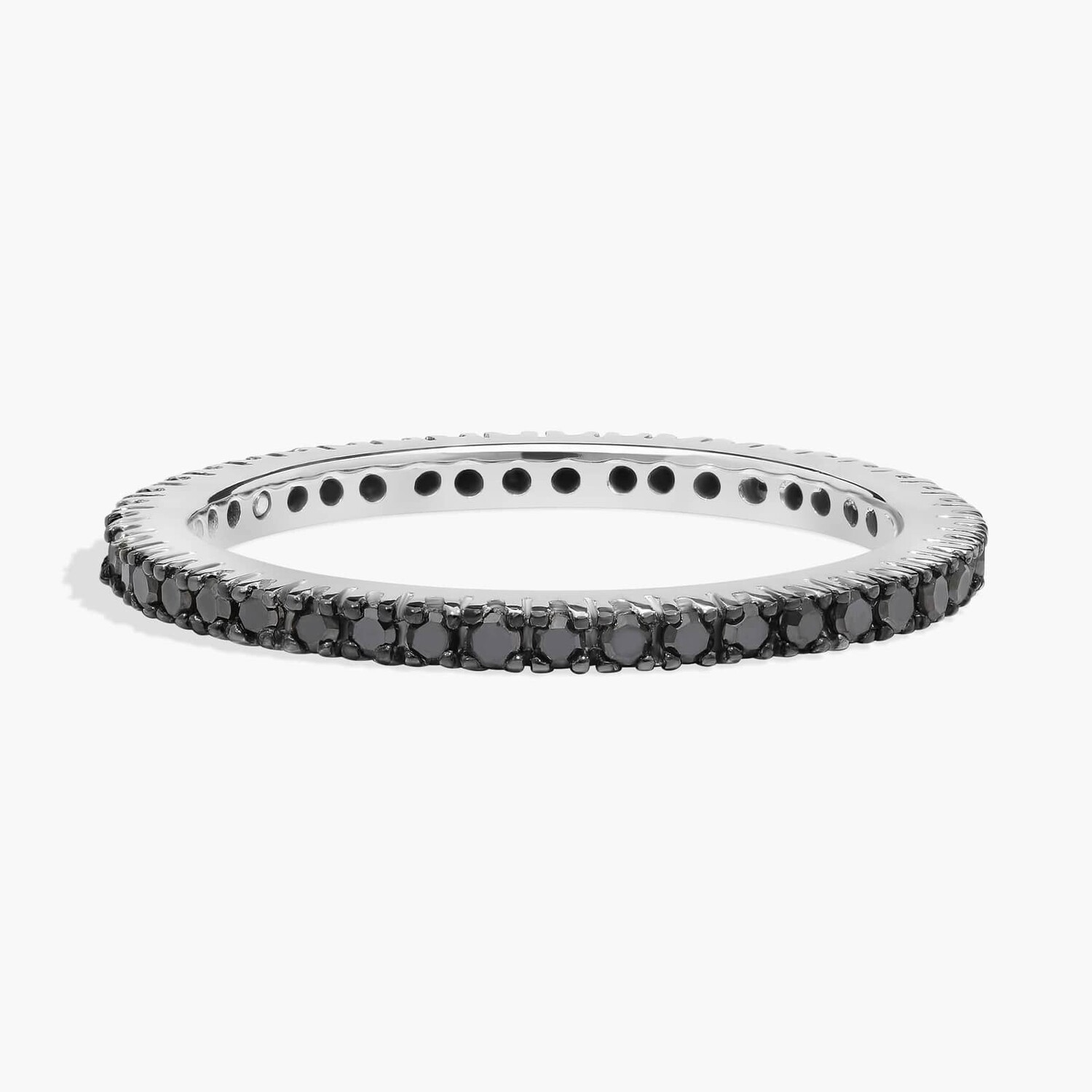 Кольцо Eternity с черными бриллиантами Pavé из 14-каратного белого золота (1,7 мм) Blue Nile