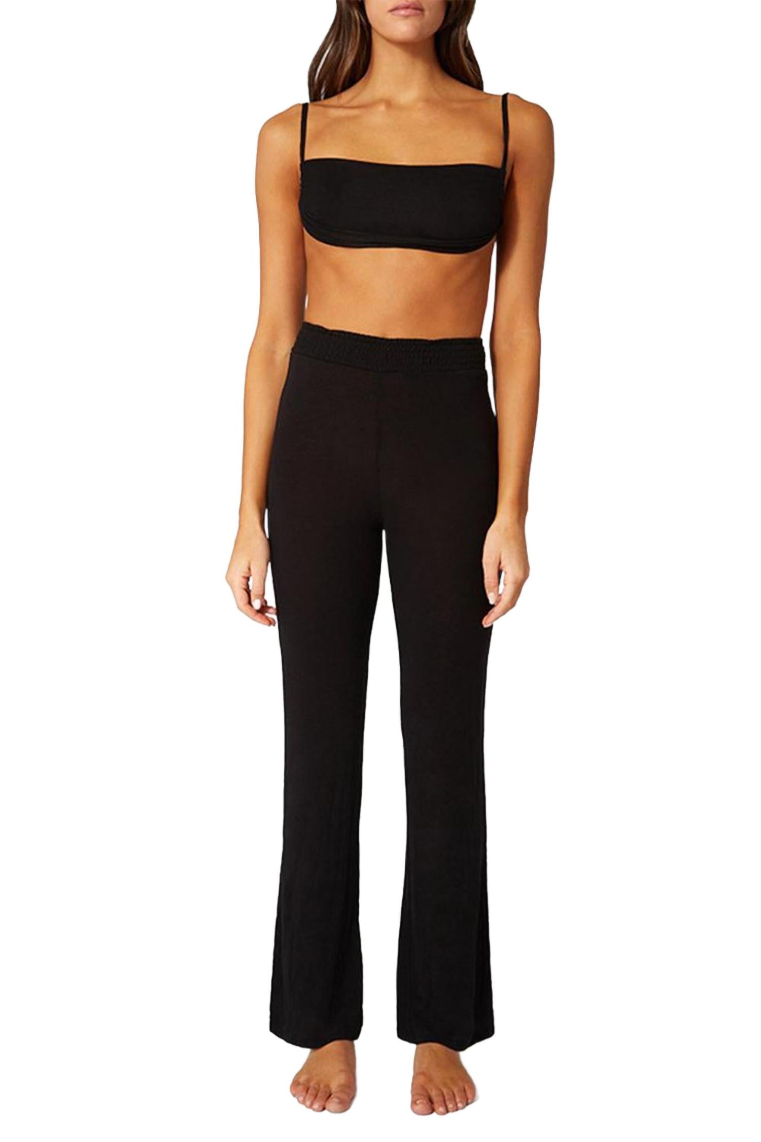 Черные брюки-клеш со сборками WeWoreWhat
Черные брюки-клеш со сборками WeWoreWhat