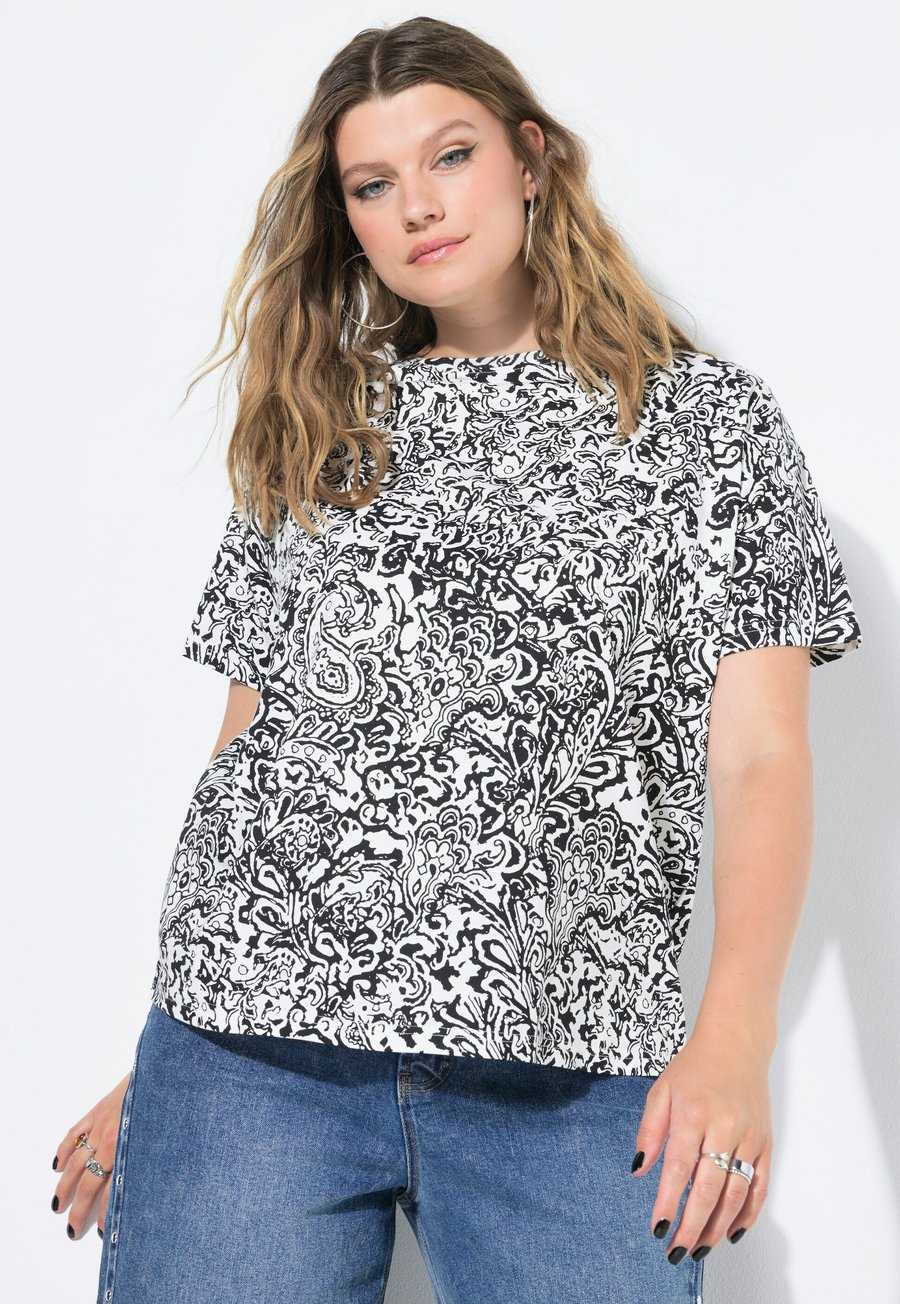 Футболка Studio Untold PAISLEY, Off-White/White, Белый, Футболка Studio Untold PAISLEY, Off-White/White
Футболка Studio Untold PAISLEY, Off-White/White, Белый, Футболка Studio Untold PAISLEY, Off-White/White
