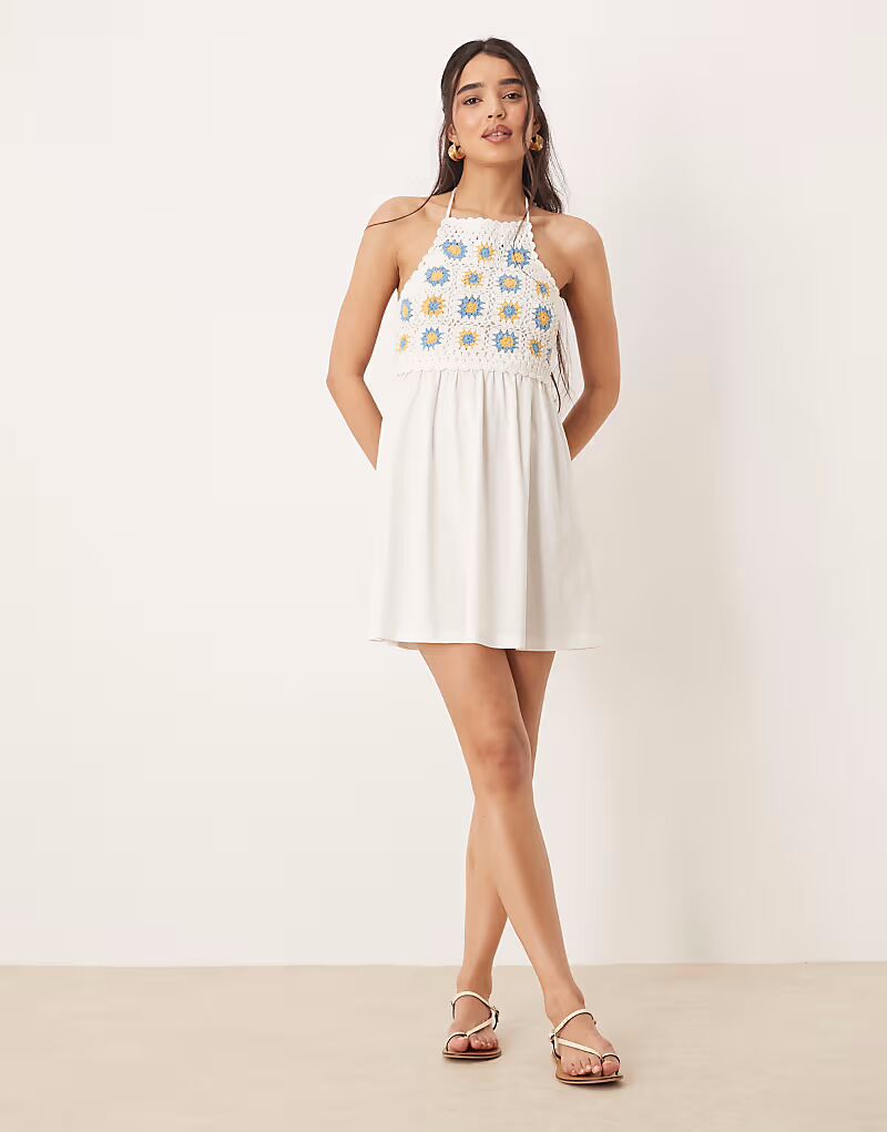 ASOS DESIGN вязаное крючком мини-платье с бретелью через шею кремового цвета
ASOS DESIGN вязаное крючком мини-платье с бретелью через шею кремового цвета