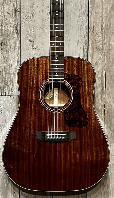 Акустическая гитара Guild Westerly Collection D-120 Natural, Amazing Dreadnaught Plays Outstanding with Gig Bag !
Акустическая гитара Guild Westerly Collection D-120 Natural, Amazing Dreadnaught Plays Outstanding with Gig Bag !