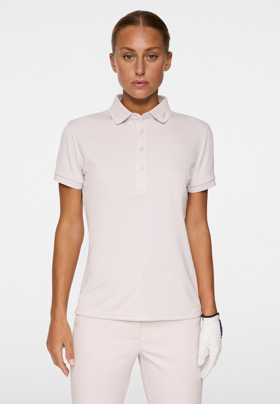 Поло J.LINDEBERG Sports TOUR TECH, Grey/Lilac/Grey
Поло J.LINDEBERG Sports TOUR TECH, Grey/Lilac/Grey