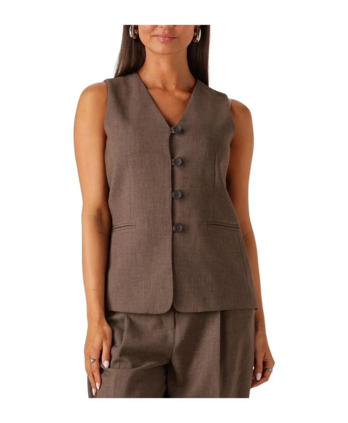 Жилет Розины Мишель Moss Copenhagen, коричневый
Жилет Розины Мишель Moss Copenhagen, коричневый