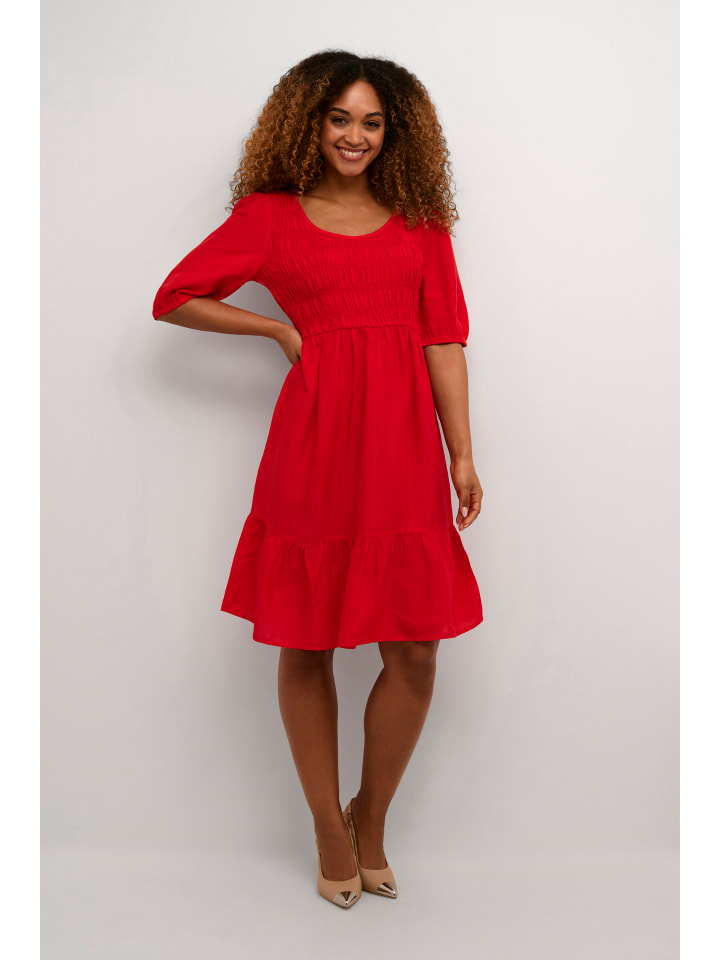 Платье до колена Cream
Платье до колена Cream