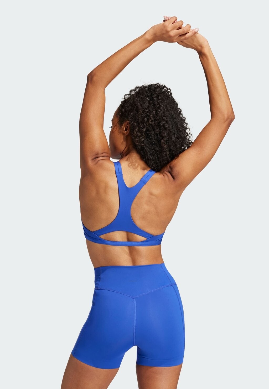 Легкая поддержка спортивного бюстгальтера AEROIMPACT LUXE LIGHT SUPPORT BRA adidas Performance, синий
Легкая поддержка спортивного бюстгальтера AEROIMPACT LUXE LIGHT SUPPORT BRA adidas Performance, синий
