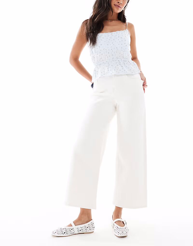 Джинсовые кюлоты белого цвета Jjxx
Джинсовые кюлоты белого цвета Jjxx