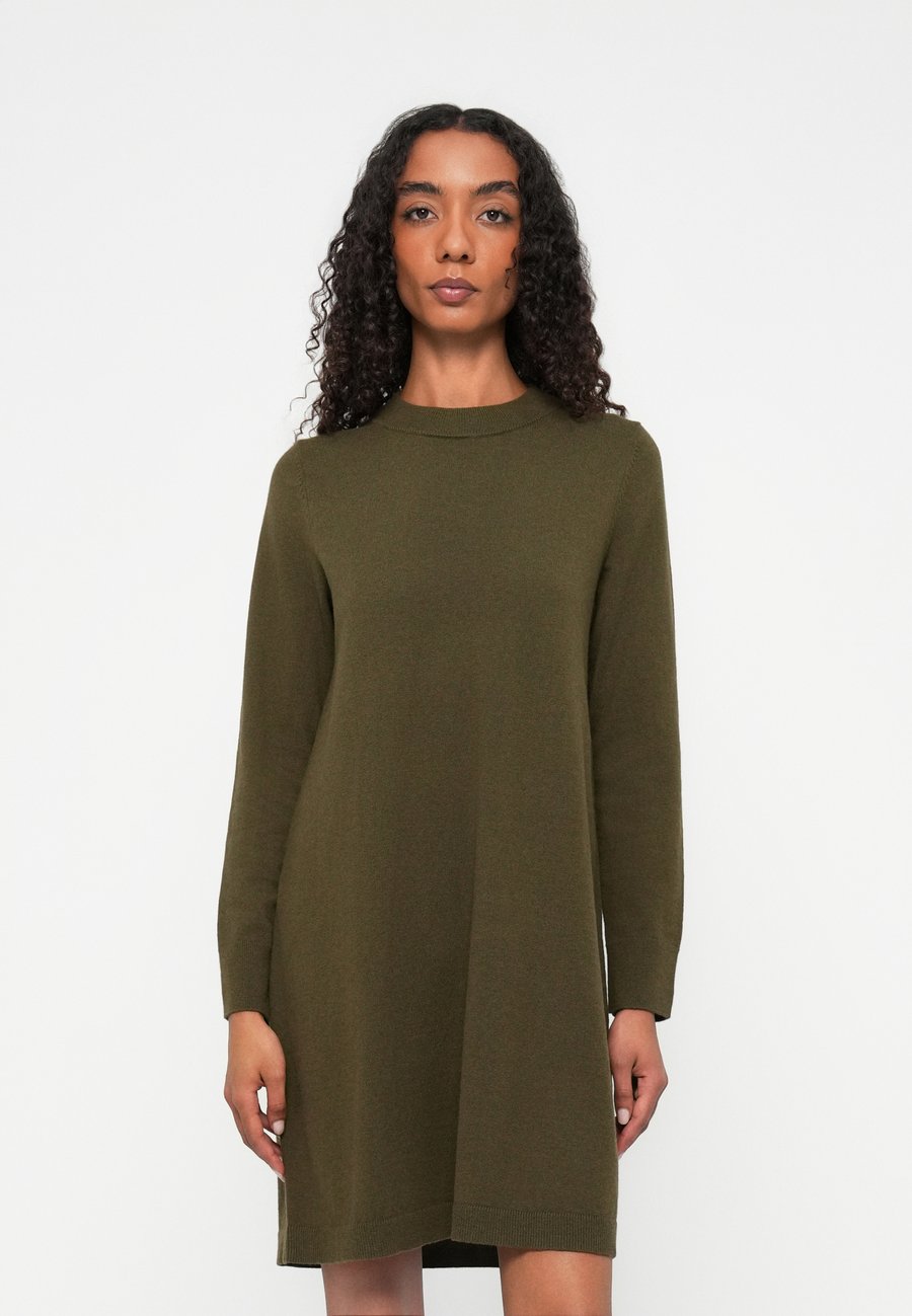 Платье Marc O'Polo DENIM DRESS LONGSLEEVE CREW NECK, Dark Green Melange/Olive
Платье Marc O'Polo DENIM DRESS LONGSLEEVE CREW NECK, Dark Green Melange/Olive