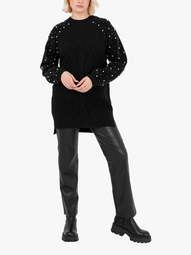 Свитер с кабельной вязкой и искусственным жемчугом Lovedrobe, Black
Свитер с кабельной вязкой и искусственным жемчугом Lovedrobe, Black