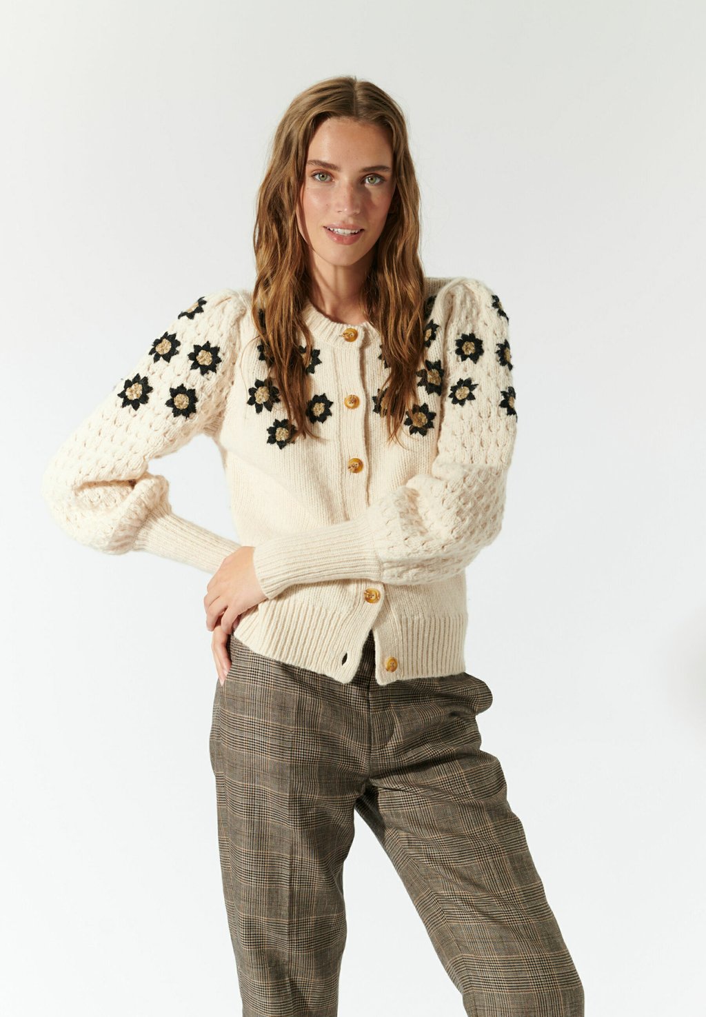 Кардиган FELINEDEA Dea Kudibal, черный
Кардиган FELINEDEA Dea Kudibal, черный