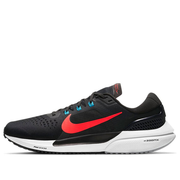 Кроссовки air zoom vomero 15 красные Nike, черный
Кроссовки air zoom vomero 15 красные Nike, черный