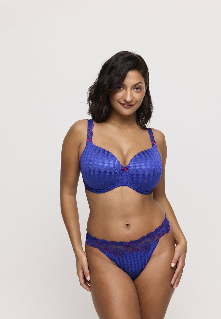 Бюстгальтер PrimaDonna MADISON PADDED HEARTSHAPE, Blueberry Kiss/Blue
Бюстгальтер PrimaDonna MADISON PADDED HEARTSHAPE, Blueberry Kiss/Blue