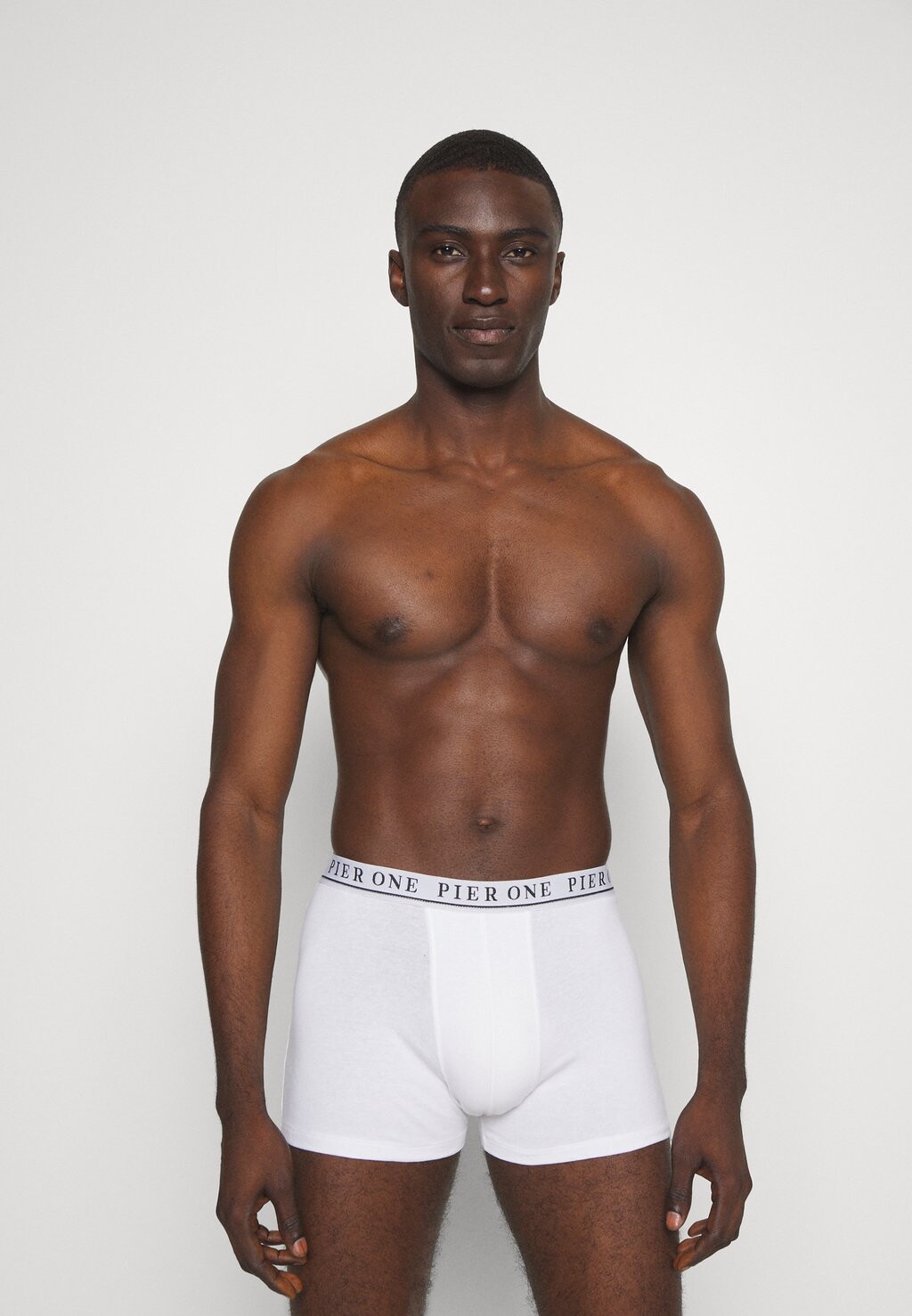 Трусы 5 Pack Pier One, белый/красный/синий
Трусы 5 Pack Pier One, белый/красный/синий