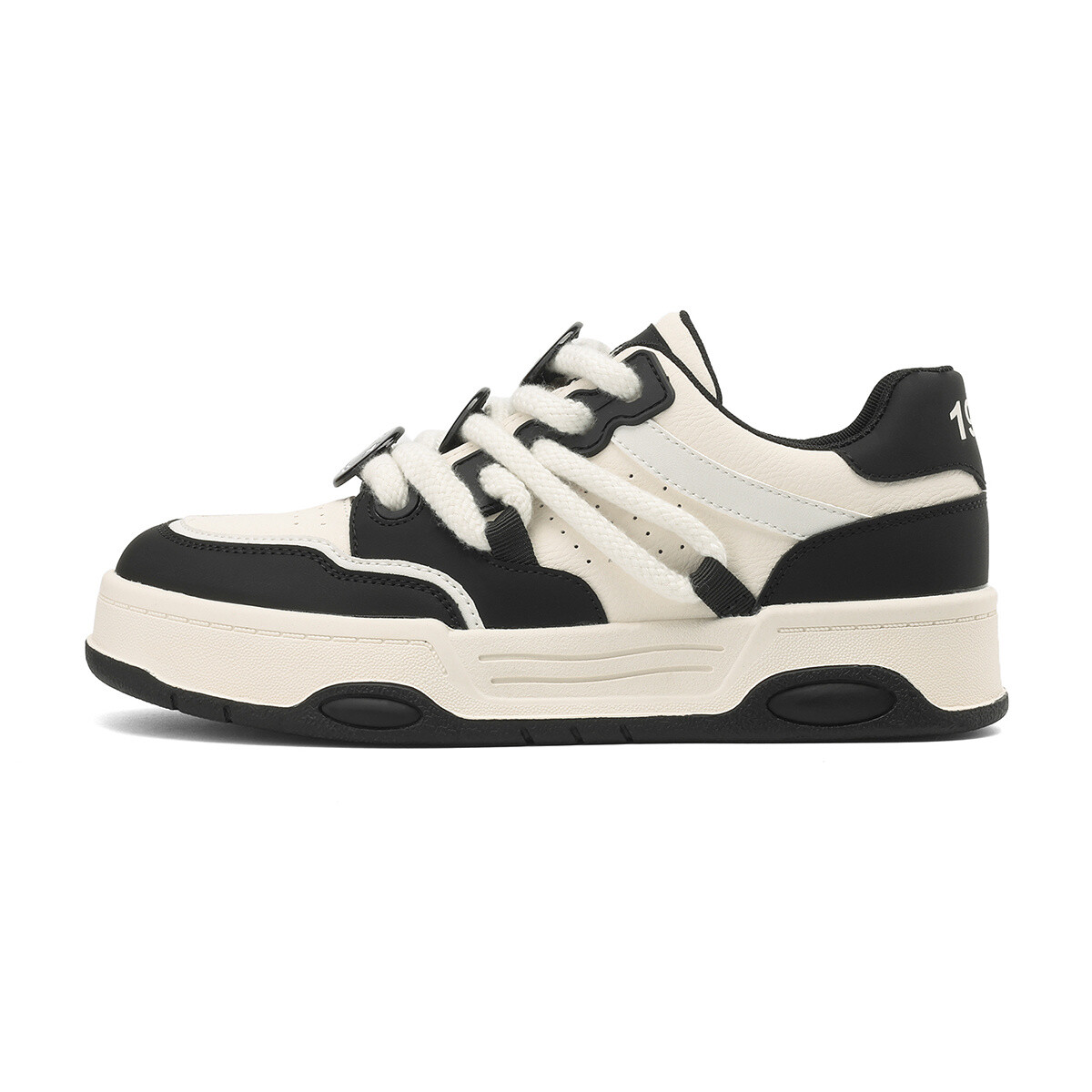 Кеды, скейтборд обувь женская низкая Daphne, черный/белый
Кеды, скейтборд обувь женская низкая Daphne, черный/белый