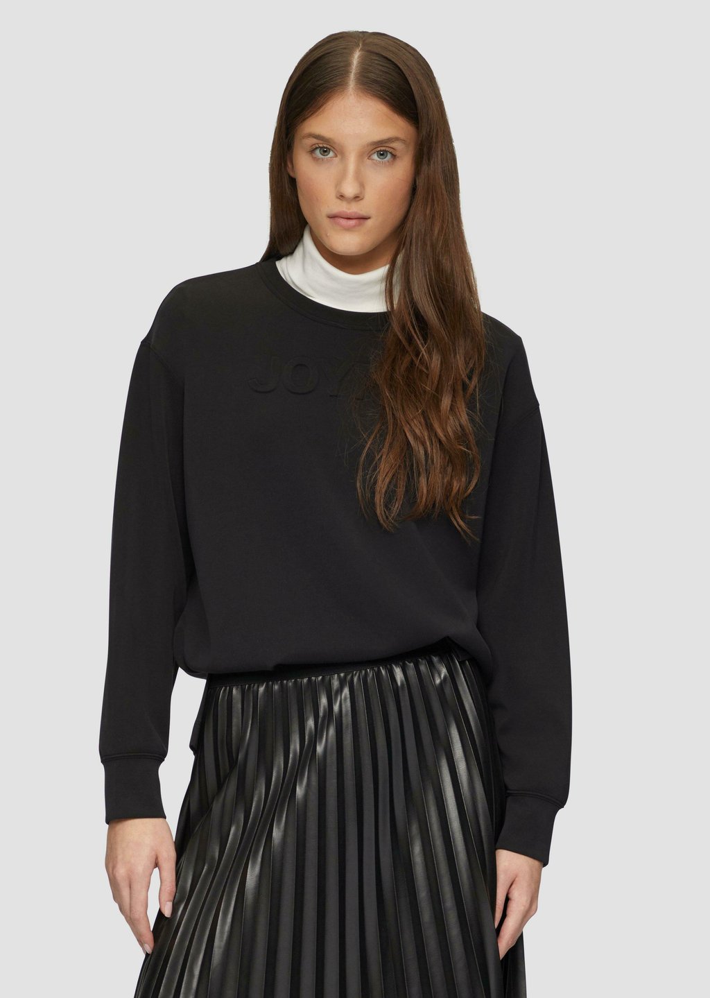 Толстовка s.Oliver, черный
Толстовка s.Oliver, черный