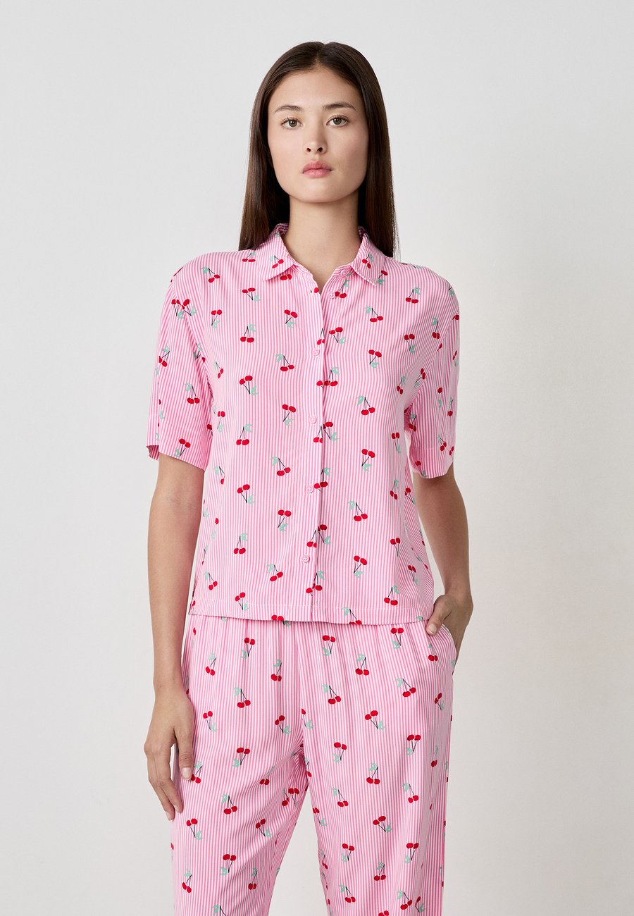 Пижамный топ Etam CALISTO, Pink/Black
Пижамный топ Etam CALISTO, Pink/Black