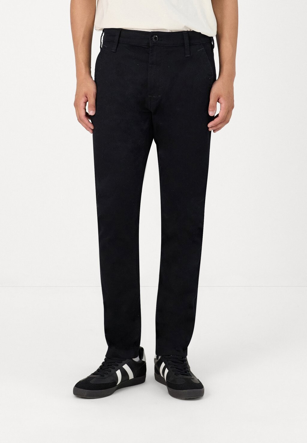 Брюки-чиносы SKINNY CHINO 3.0 G-STAR, черный
Брюки-чиносы SKINNY CHINO 3.0 G-STAR, черный