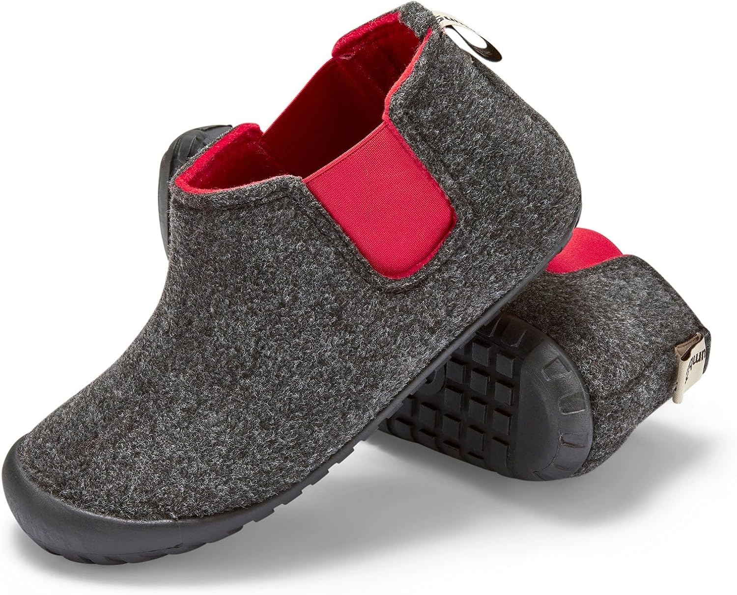 Тапочки Gumbies Brumby для дома и улицы, верх из экологичного войлока, эластичные боковые вставки, подошвы из переработанной резины - гарантированный комфорт, красный/угольный
Тапочки Gumbies Brumby для дома и улицы, верх из экологичного войлока, эластичные боковые вставки, подошвы из переработанной резины - гарантированный комфорт, красный/угольный