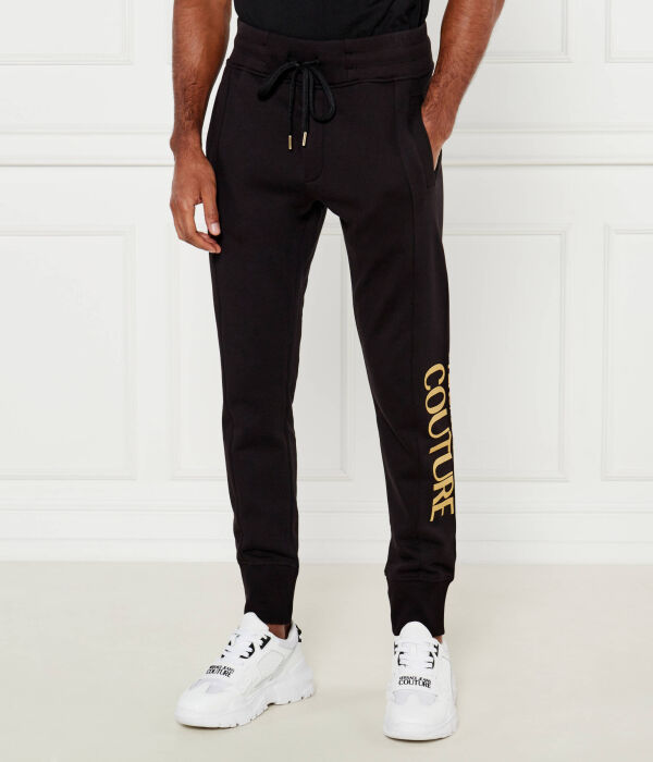 Штаны спортивные Versace Jeans Couture Regular Fit, черный / золотой
Штаны спортивные Versace Jeans Couture Regular Fit, черный / золотой