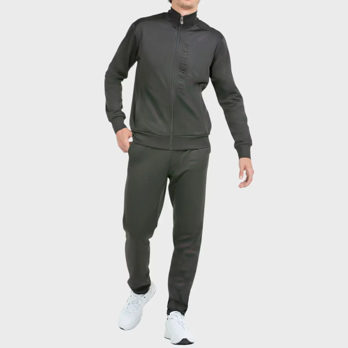 Carba John Smith мужской спортивный костюм, чёрный
Carba John Smith мужской спортивный костюм, чёрный