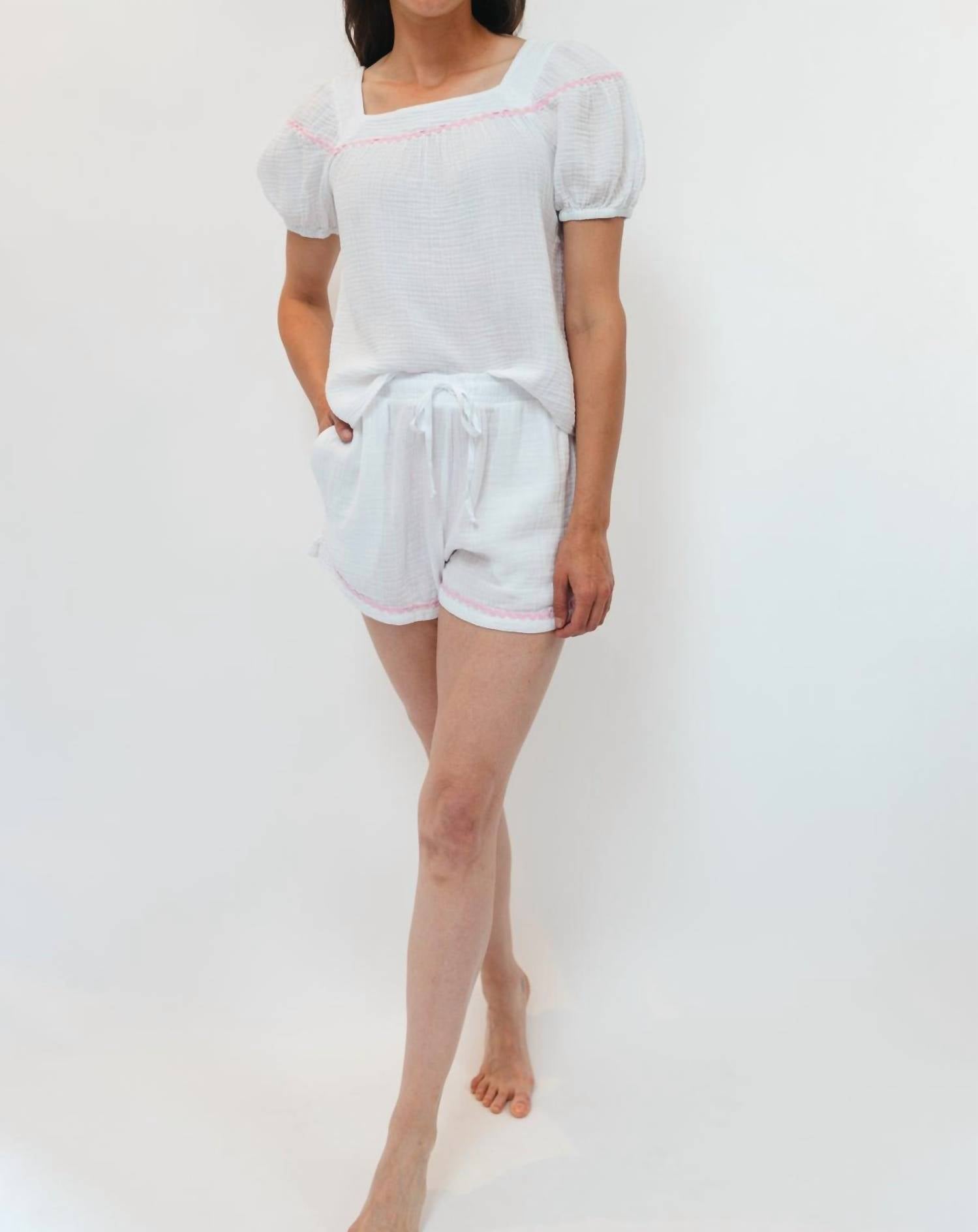 Топ Zuri белого/светло-розового цвета STARKx
Топ Zuri белого/светло-розового цвета STARKx