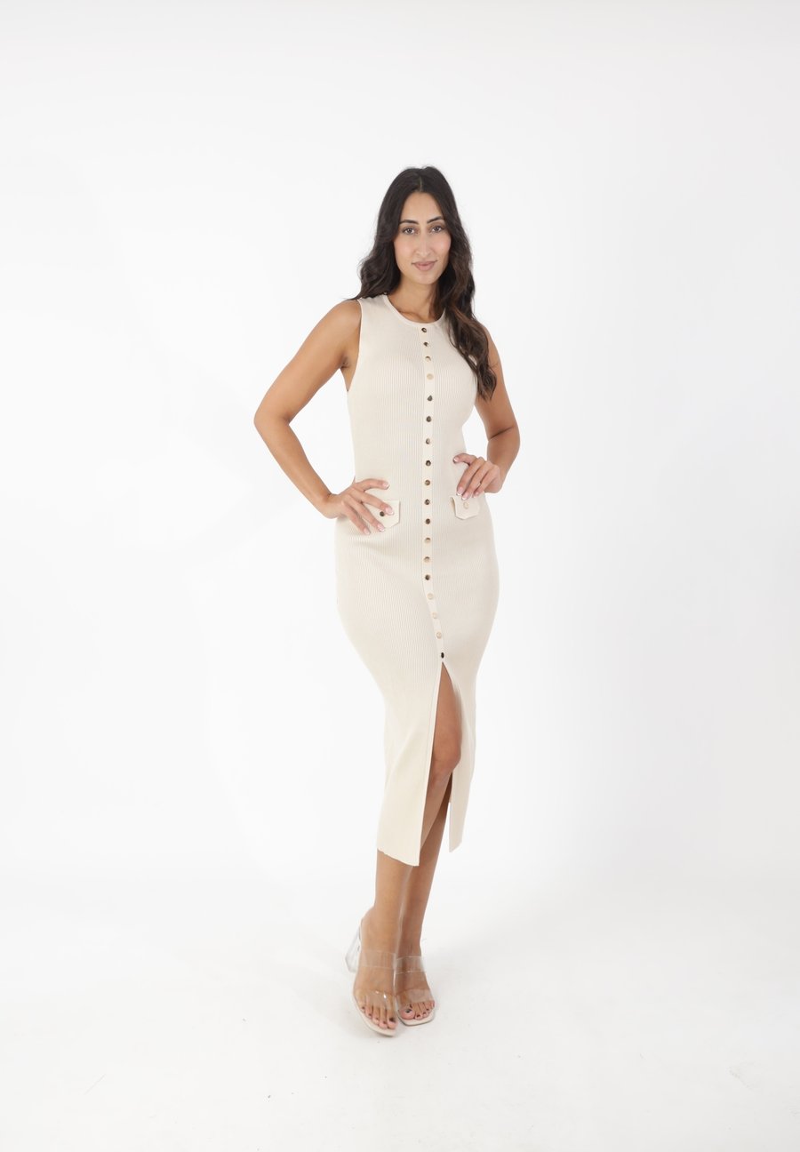 Платье Elara Jumper dress, Beige
Платье Elara Jumper dress, Beige