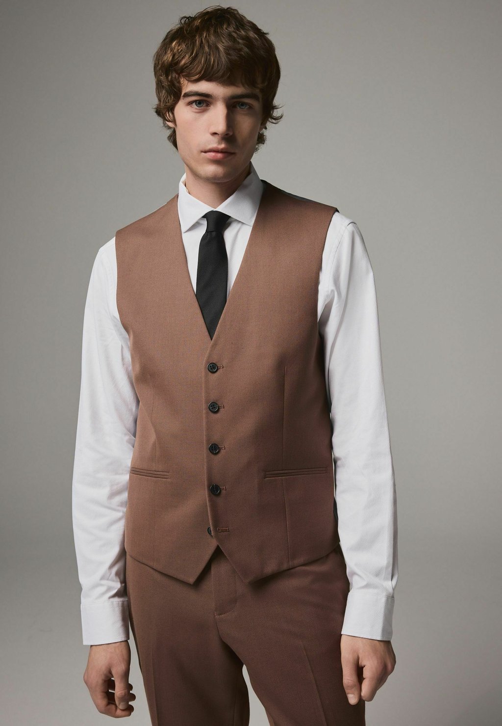 Жилет TEXTURED REGULAR FIT Next, коричневый
Жилет TEXTURED REGULAR FIT Next, коричневый