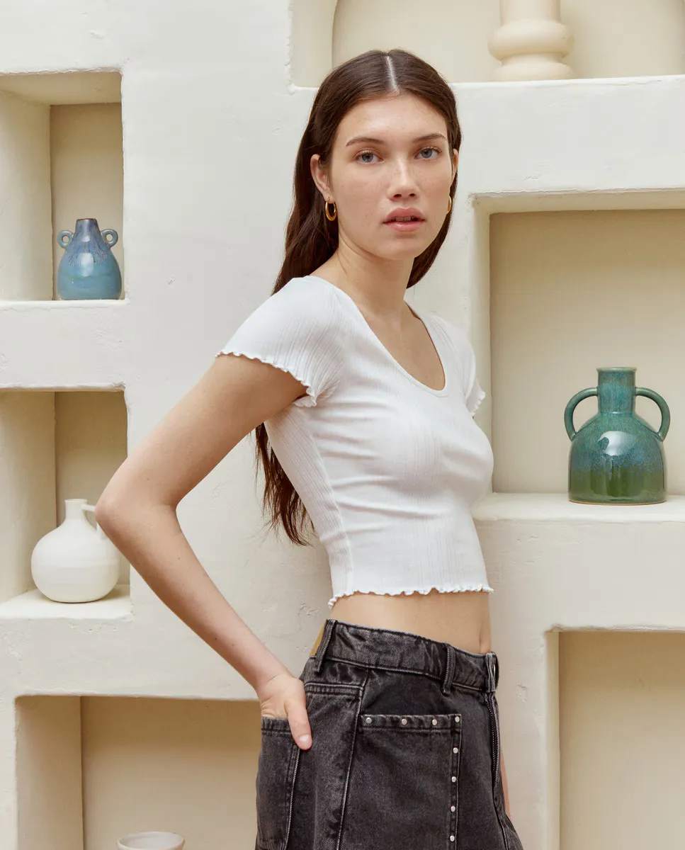 Женская однотонная ребристая футболка с круглым вырезом и коротким рукавом Green Coast, цвет Blanco roto
Женская однотонная ребристая футболка с круглым вырезом и коротким рукавом Green Coast, цвет Blanco roto