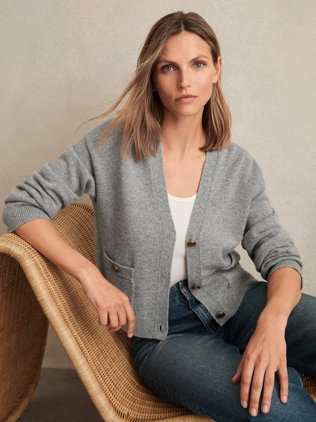 Кардиган Mila с пуговицами из шерсти Reiss, Silver Grey
Кардиган Mila с пуговицами из шерсти Reiss, Silver Grey