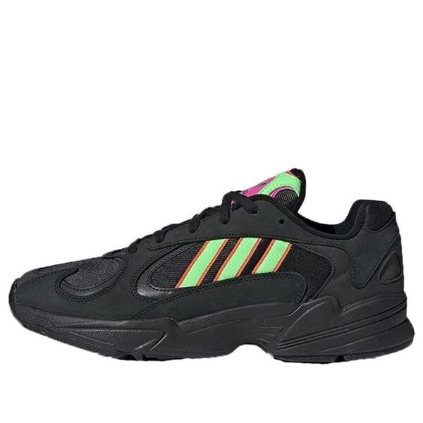 Массивные кеды yung 1 Adidas, черный
Массивные кеды yung 1 Adidas, черный