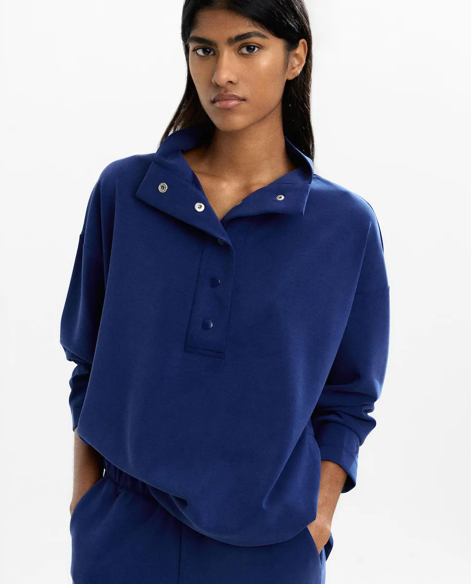 Женская однотонная толстовка на пуговицах Parfois, синий
Женская однотонная толстовка на пуговицах Parfois, синий