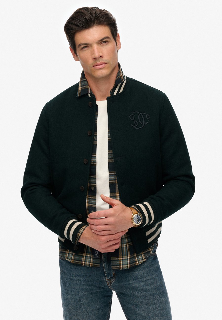 Куртка Superdry & Co MONOGRAM, Green Wool/Dark Green
Куртка Superdry & Co MONOGRAM, Green Wool/Dark Green