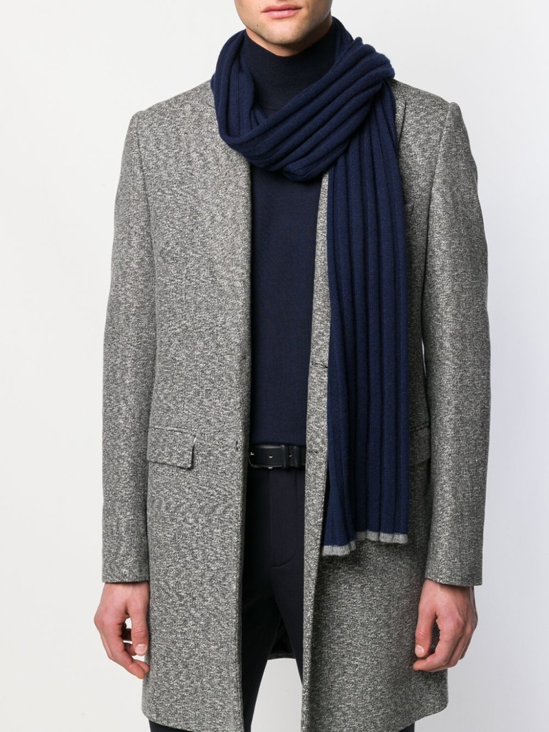 Brunello Cucinelli широкий шарф в рубчик, синий
Brunello Cucinelli широкий шарф в рубчик, синий