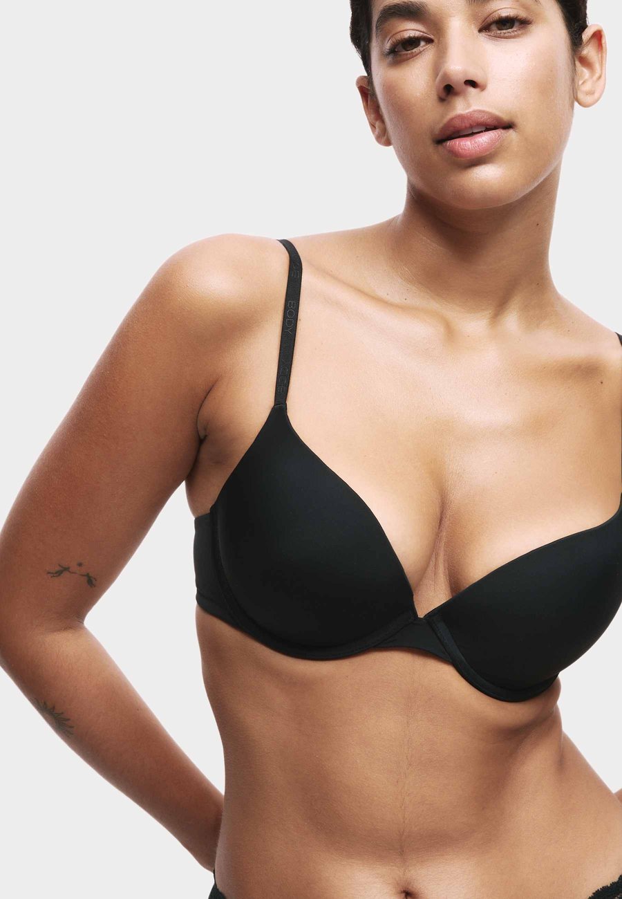 Бюстгальтер Marks & Spencer FLEXIFIT, Black
Бюстгальтер Marks & Spencer FLEXIFIT, Black