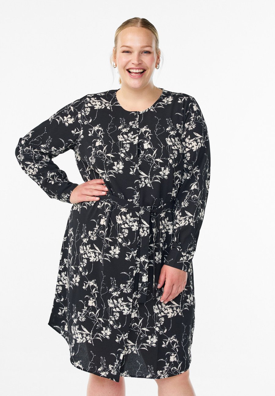 Платье Zizzi Shirt dress, Black/Birch Flower/Metallic Black
Платье Zizzi Shirt dress, Black/Birch Flower/Metallic Black