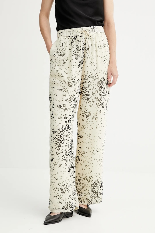 Брюки Calvin Klein, бежевый
Брюки Calvin Klein, бежевый