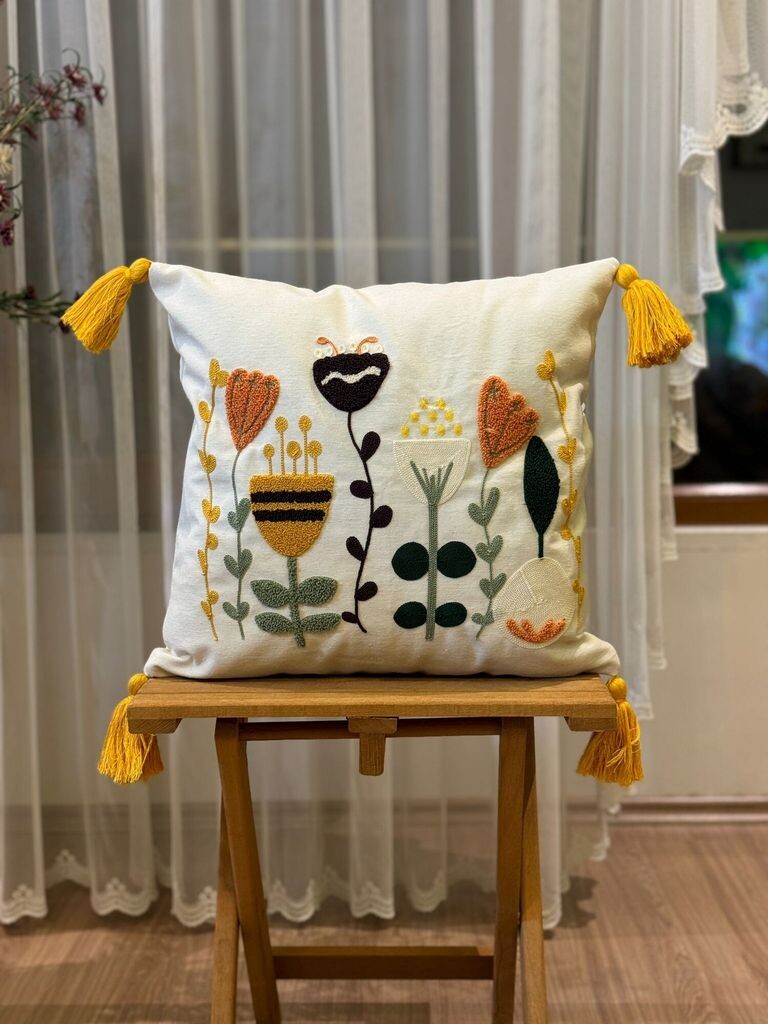 Evila Originals, Punch Cushion v27 - Multicolor, подушка, разноцветная, 100 % ПОЛИЭСТЕР, 43 x 43 см
Evila Originals, Punch Cushion v27 - Multicolor, подушка, разноцветная, 100 % ПОЛИЭСТЕР, 43 x 43 см