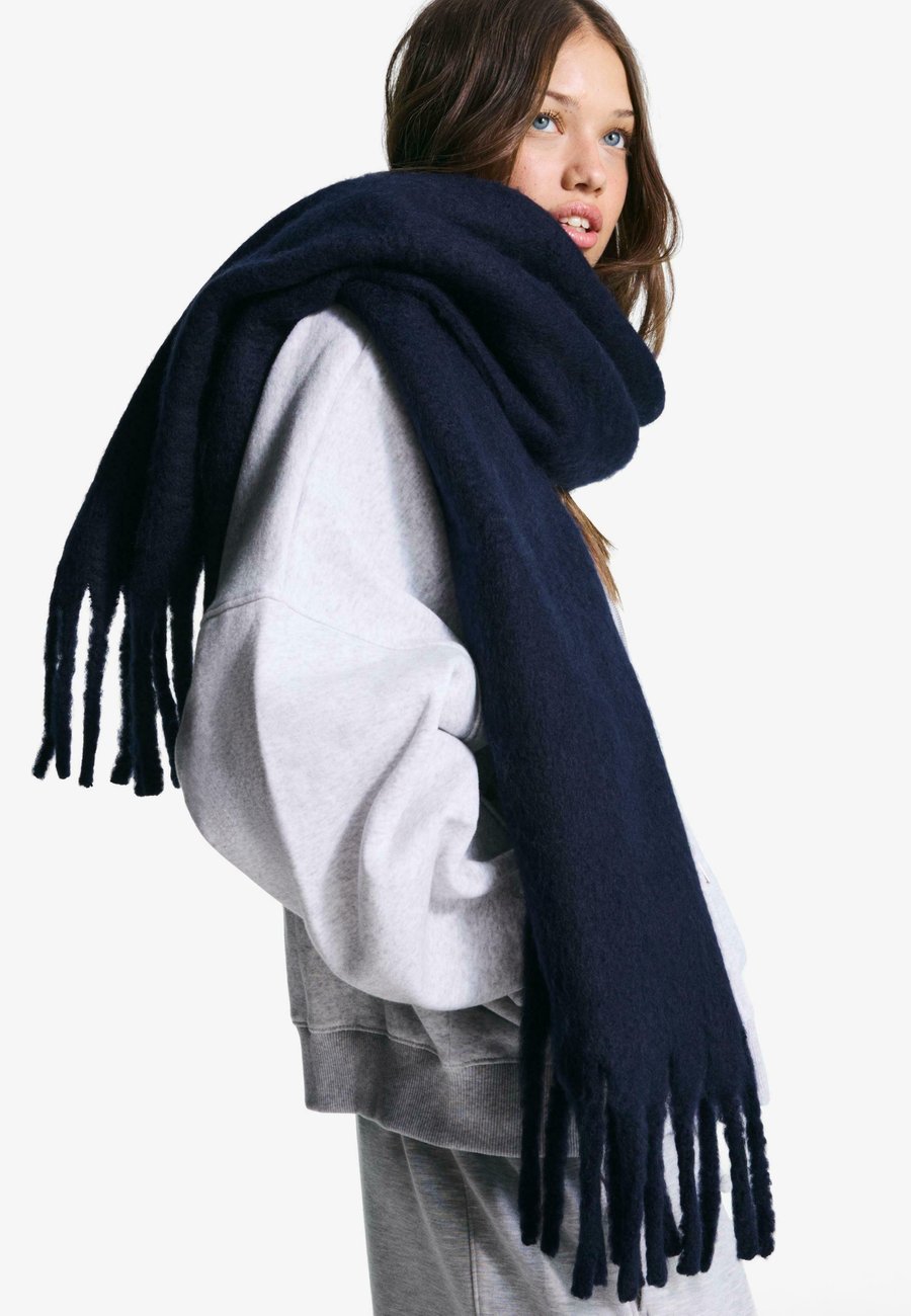 Шарф Bershka Scarf, Royal Blue
Шарф Bershka Scarf, Royal Blue